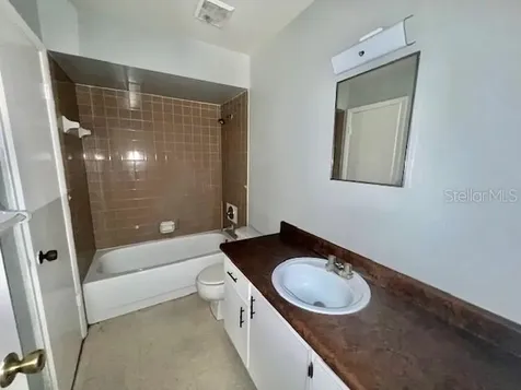 100 Lerma Court Kissimmee FL 34743
