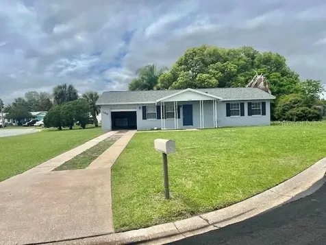 100 Lerma Court Kissimmee FL 34743