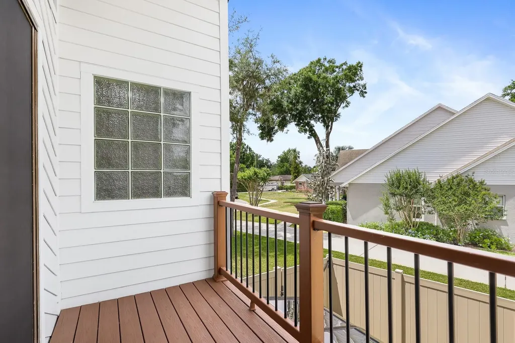 2925 Chelsea Woods Drive Valrico FL 33596