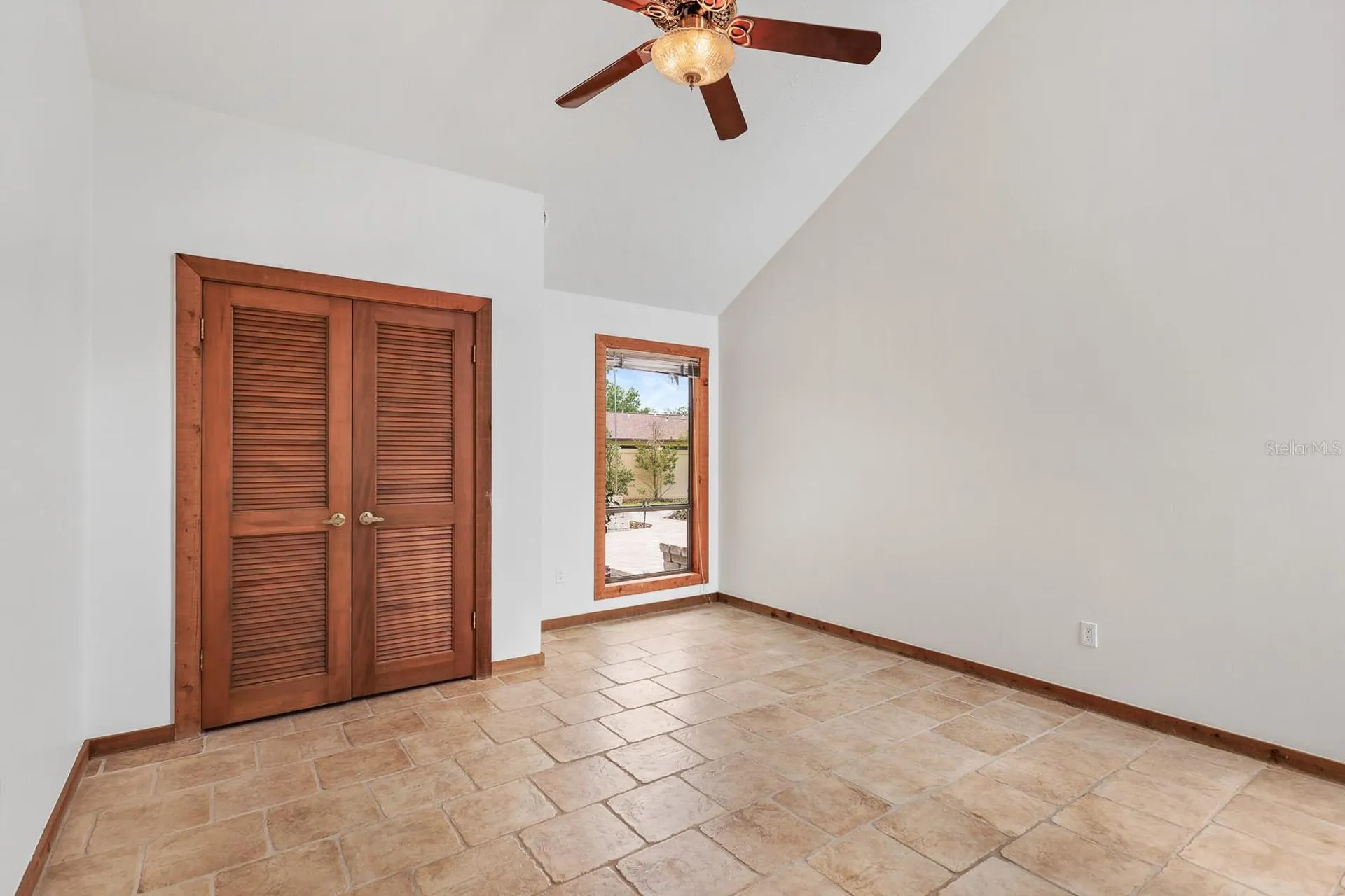 2925 Chelsea Woods Drive Valrico FL 33596