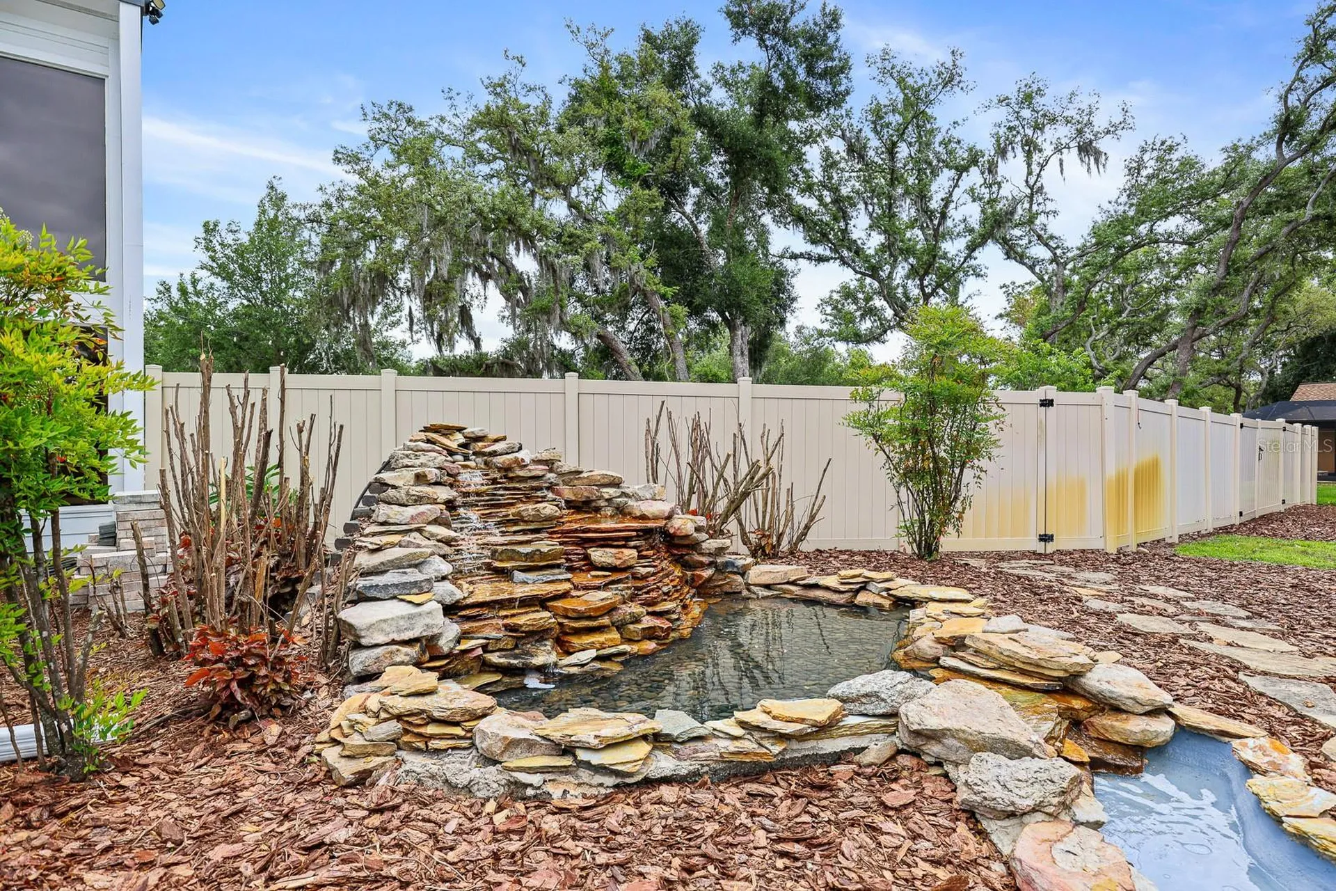 2925 Chelsea Woods Drive Valrico FL 33596