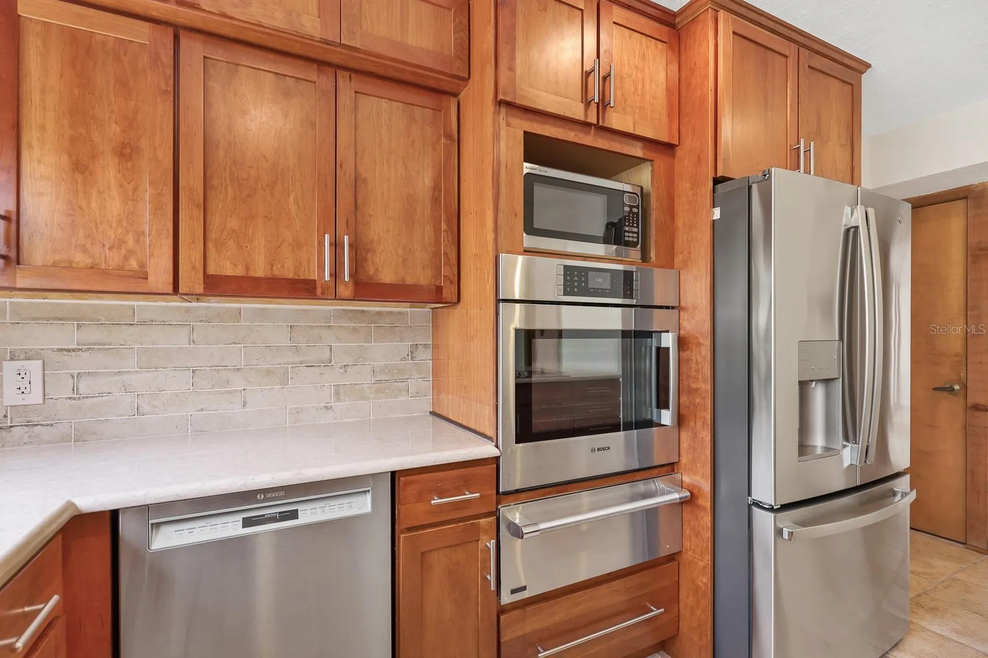 2925 Chelsea Woods Drive Valrico FL 33596