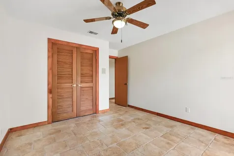 2925 Chelsea Woods Drive Valrico FL 33596