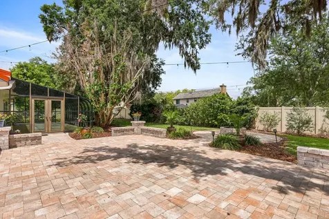 2925 Chelsea Woods Drive Valrico FL 33596