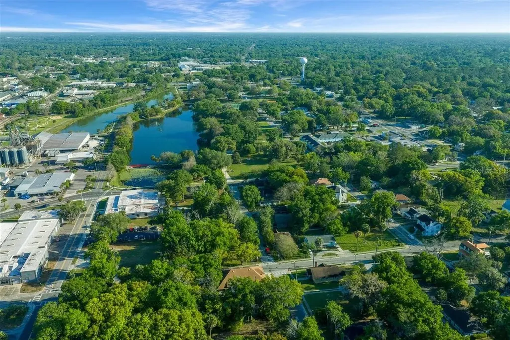 118 NE Tuscawilla Avenue Ocala FL 34470