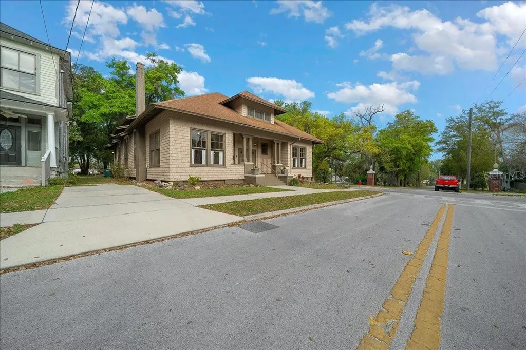 118 NE Tuscawilla Avenue Ocala FL 34470