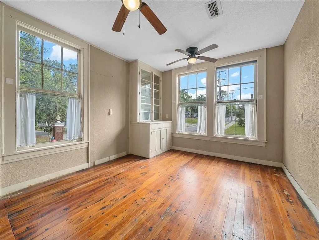 118 NE Tuscawilla Avenue Ocala FL 34470