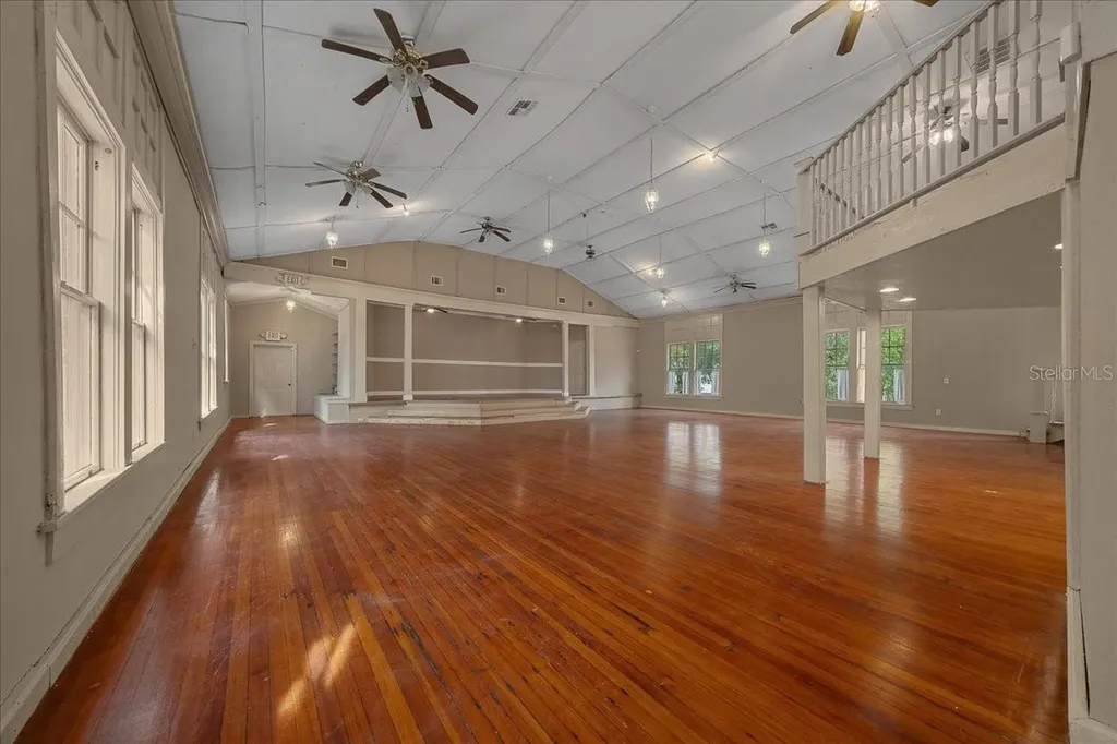 118 NE Tuscawilla Avenue Ocala FL 34470