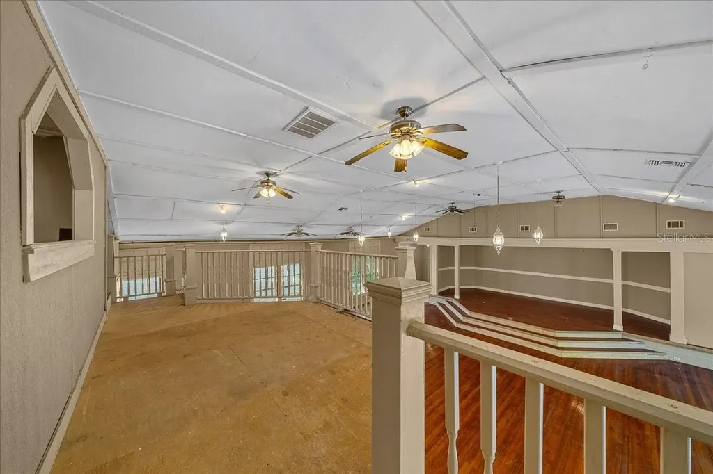 118 NE Tuscawilla Avenue Ocala FL 34470