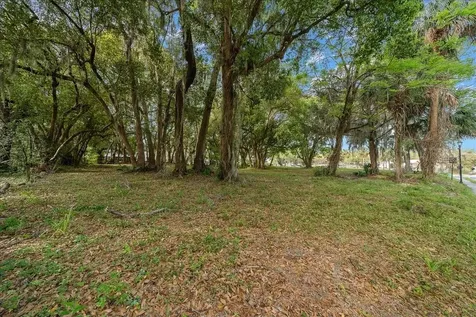 118 NE Tuscawilla Avenue Ocala FL 34470