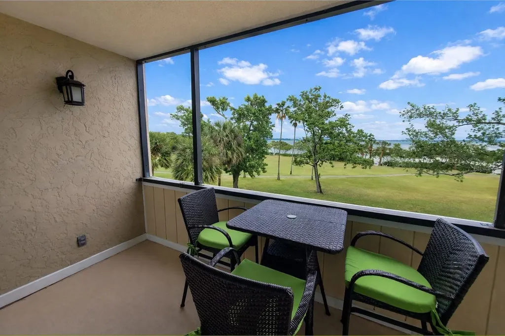 2617 Cove Cay Drive Clearwater FL 33760