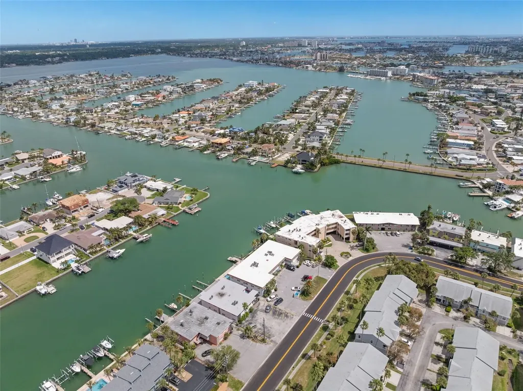 11655 3rd Street E Treasure Island FL 33706
