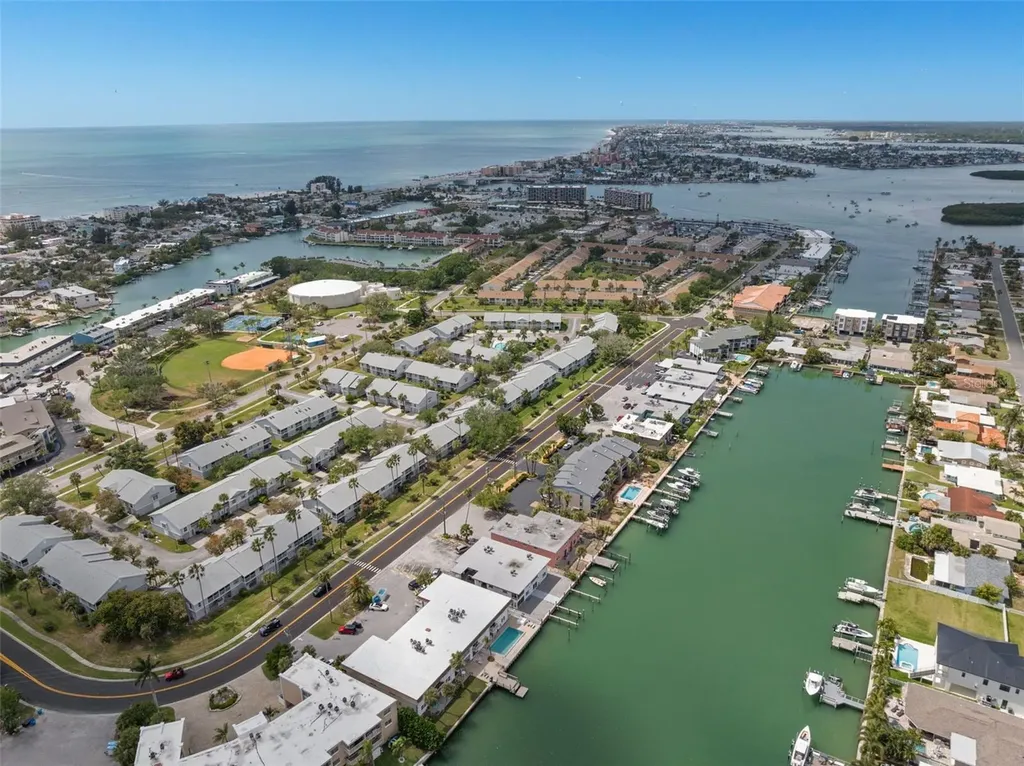11655 3rd Street E Treasure Island FL 33706