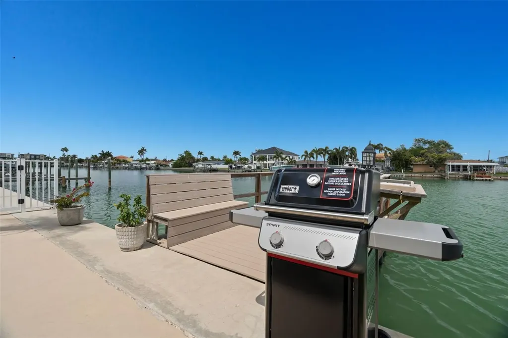 11655 3rd Street E Treasure Island FL 33706