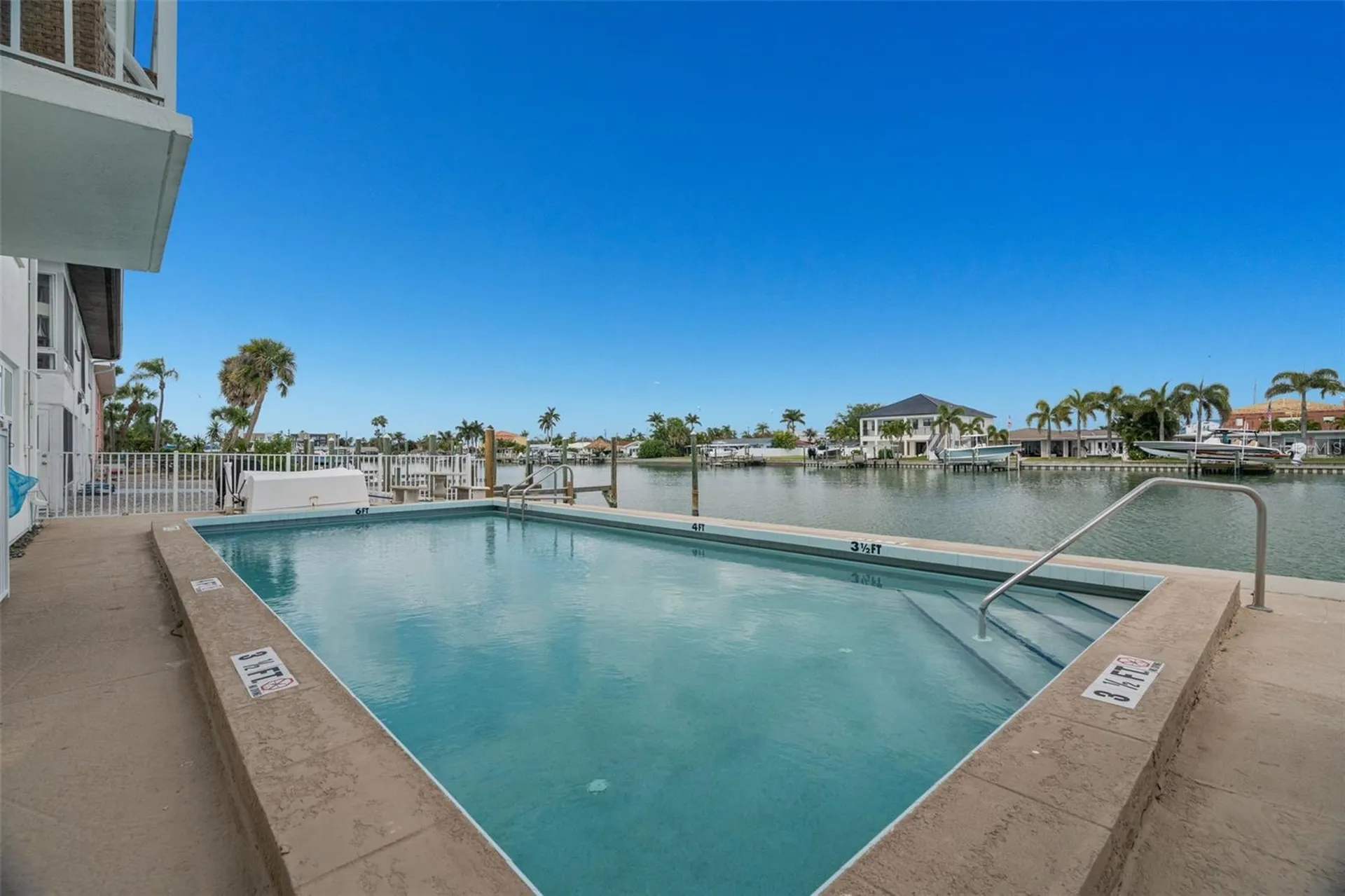 11655 3rd Street E Treasure Island FL 33706