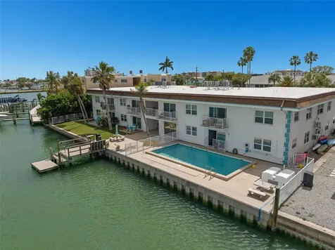 11655 3rd Street E Treasure Island FL 33706
