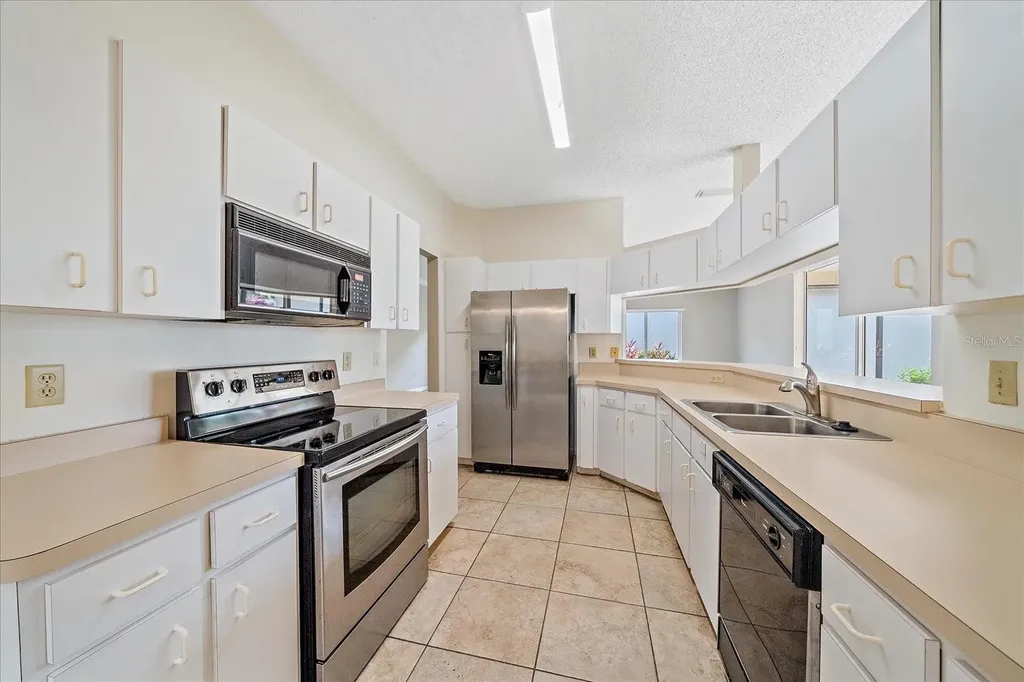 4320 Marcott Circle Sarasota FL 34233