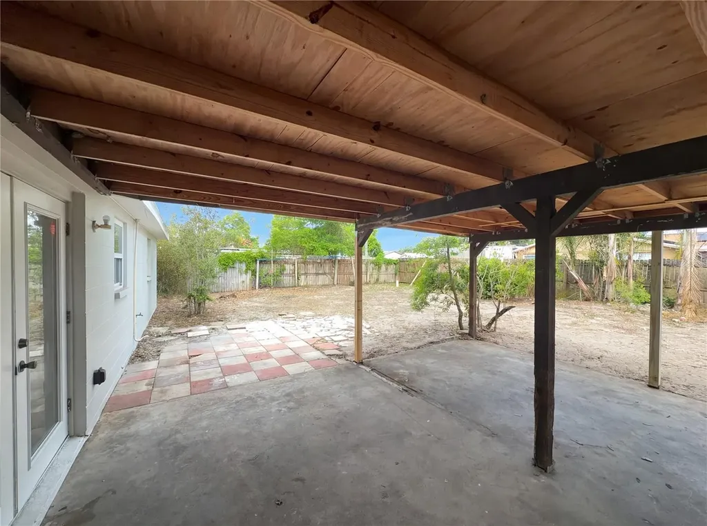2126 Smithfield Circle S Lakeland FL 33801
