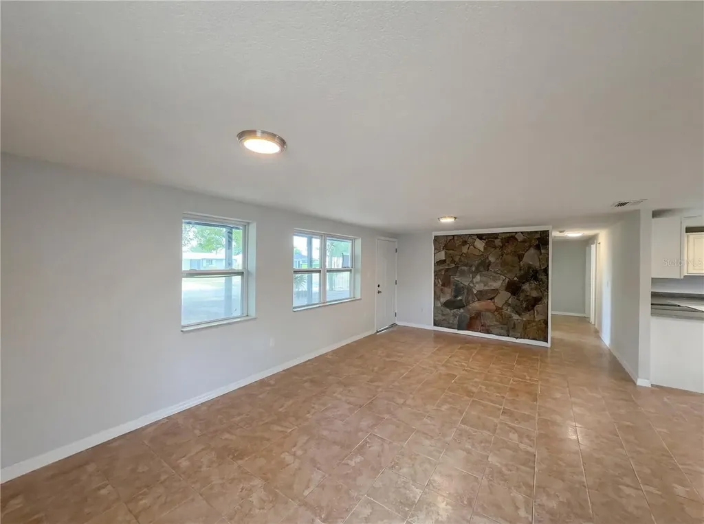 2126 Smithfield Circle S Lakeland FL 33801