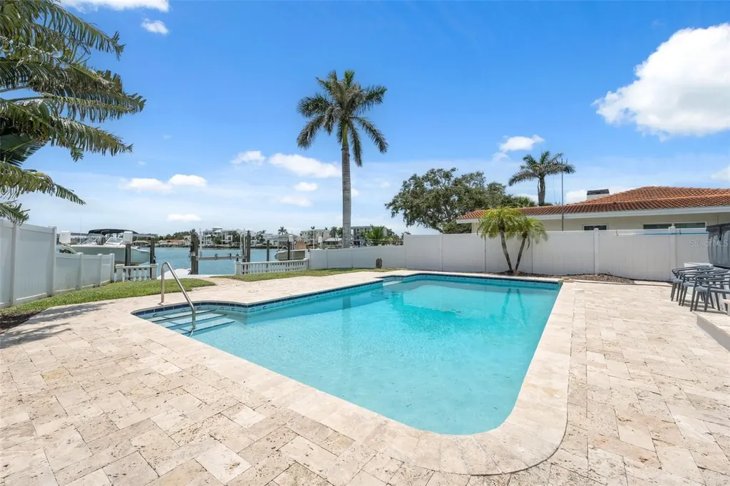900 79th Street S St Petersburg FL 33707