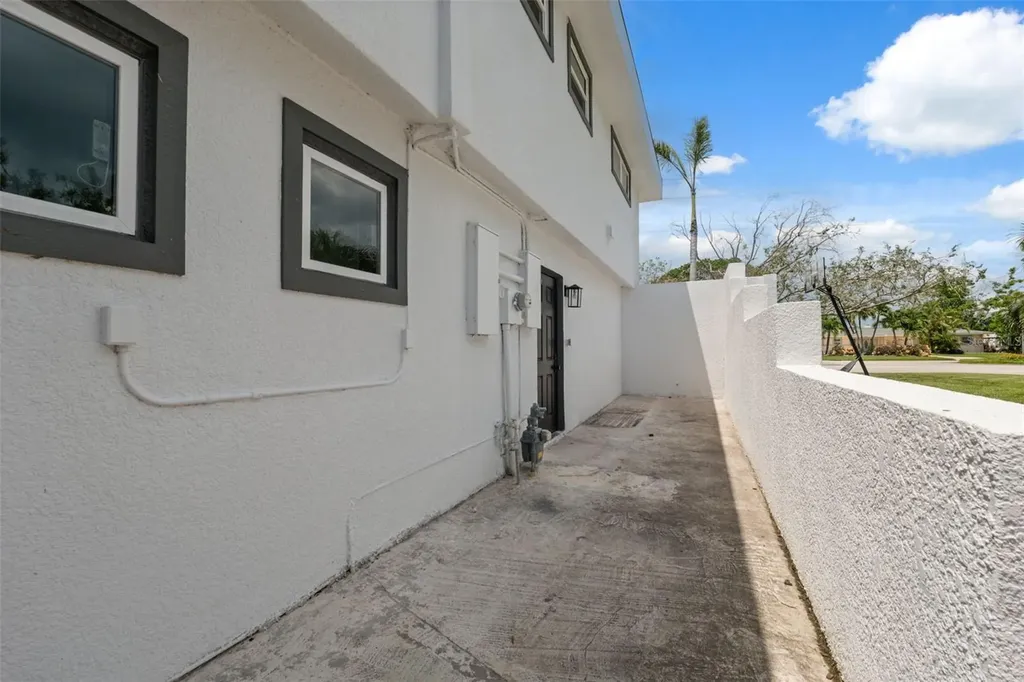 900 79th Street S St Petersburg FL 33707
