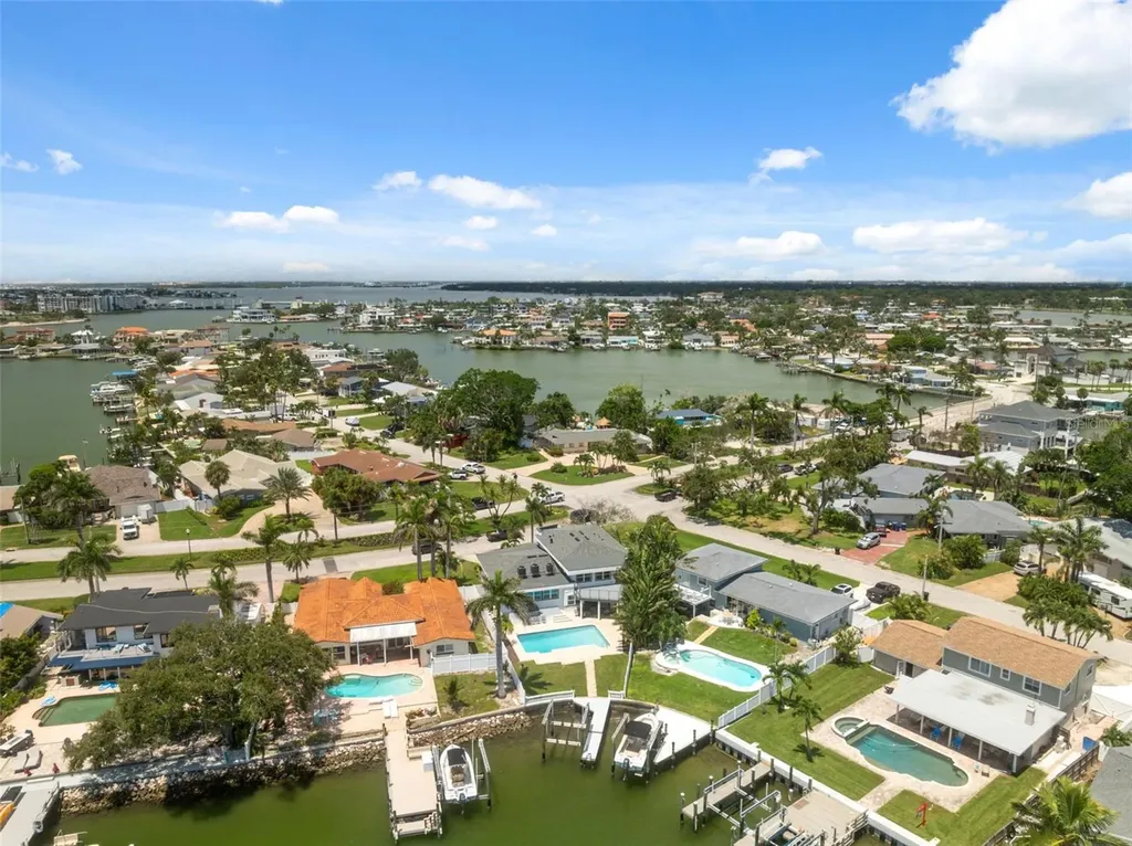 900 79th Street S St Petersburg FL 33707