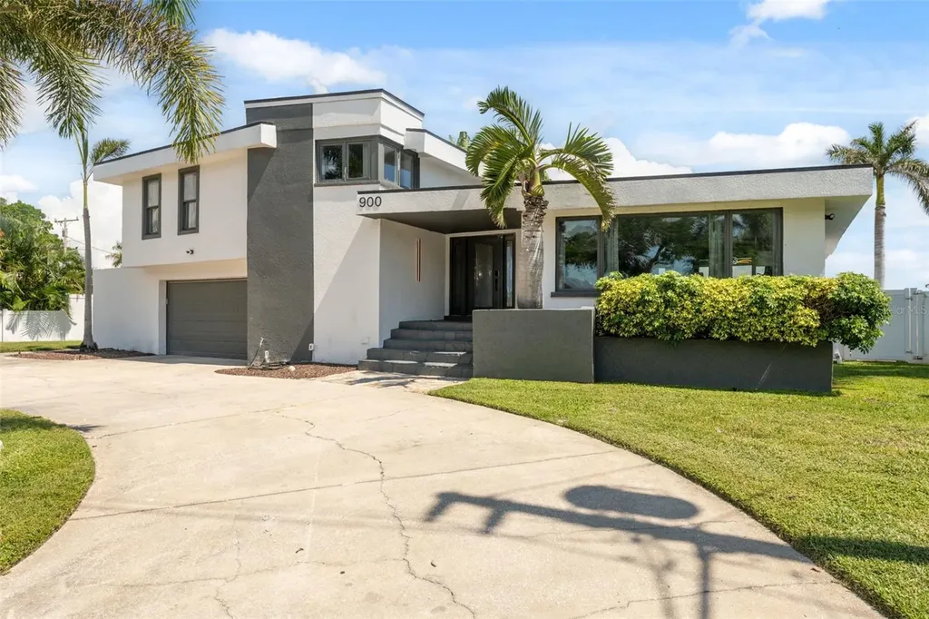 900 79th Street S St Petersburg FL 33707
