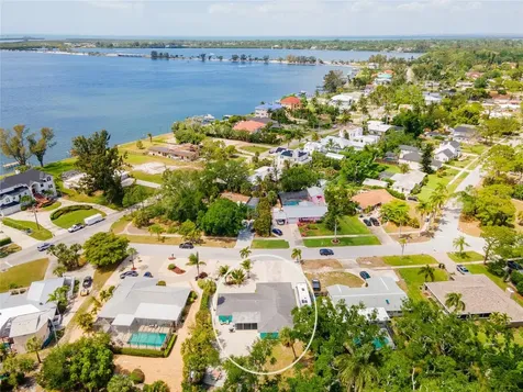 1133 Montezuma Drive Bradenton FL 34209