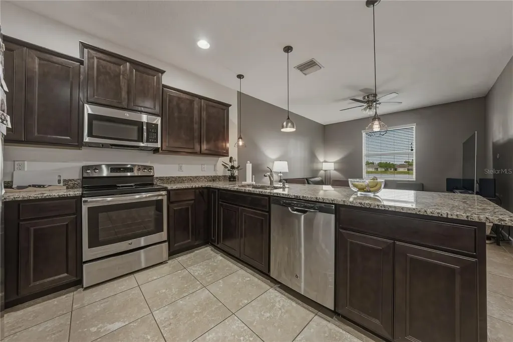 3820 Silverlake Way Wesley Chapel FL 33544