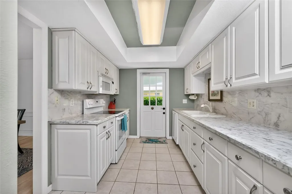 4 Curacao Circle Englewood FL 34223