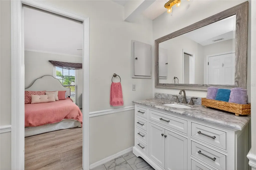 4 Curacao Circle Englewood FL 34223