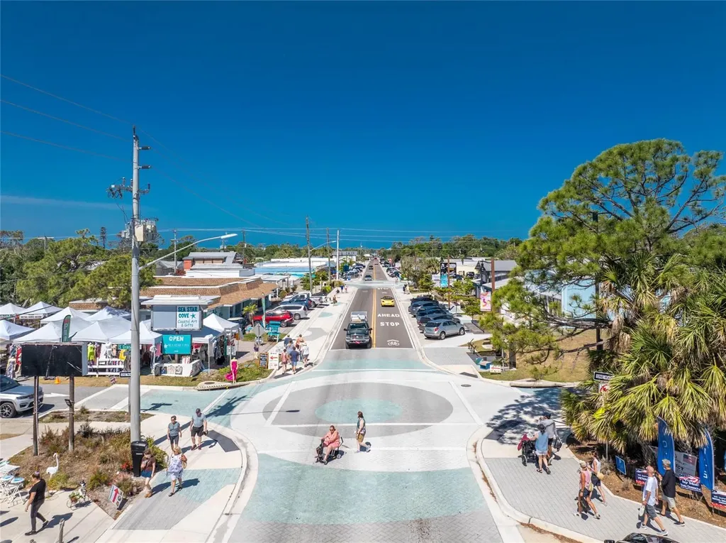 4 Curacao Circle Englewood FL 34223