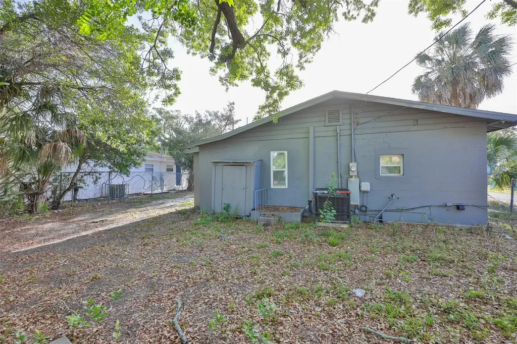 4602 Courtland Street Tampa FL 33610