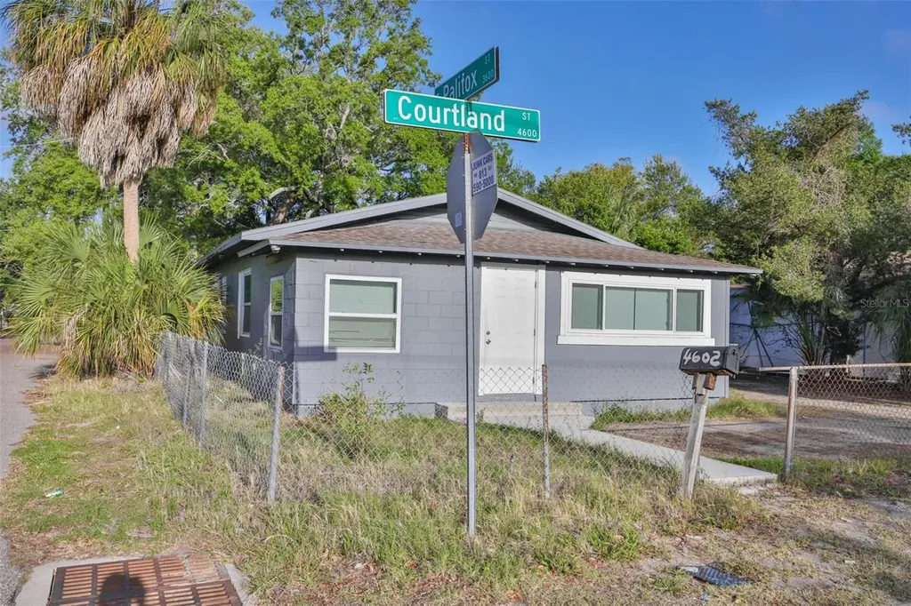 4602 Courtland Street Tampa FL 33610