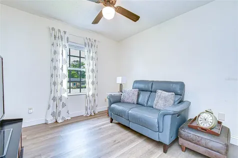 1216 Brandon Lakes Avenue Valrico FL 33594