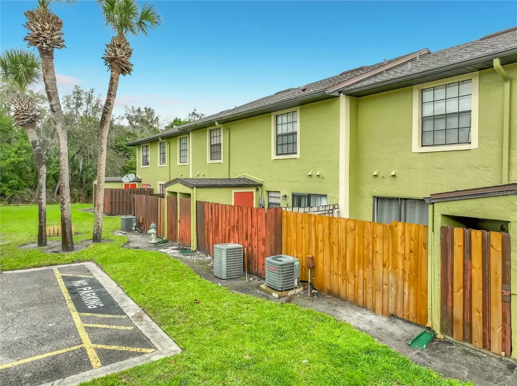 7301 Cedar Creek Court Winter Park FL 32792