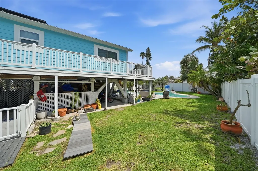 15823 Redington Drive Redington Beach FL 33708