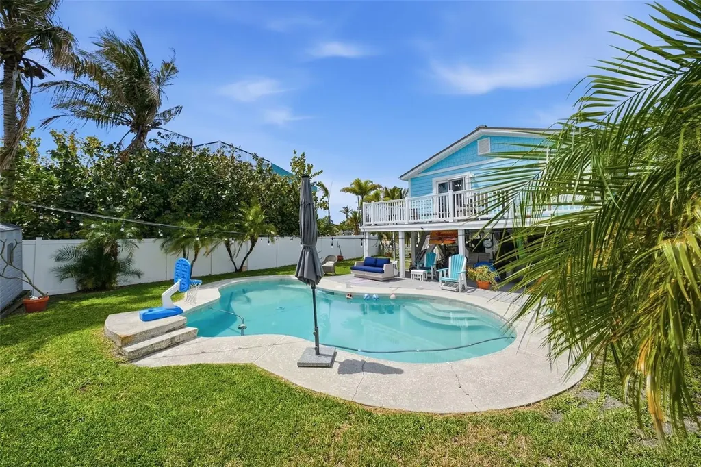 15823 Redington Drive Redington Beach FL 33708