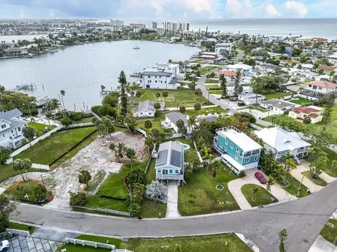 15823 Redington Drive Redington Beach FL 33708