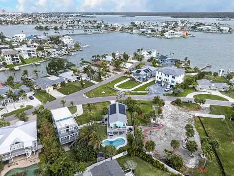 15823 Redington Drive Redington Beach FL 33708