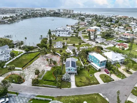 15823 Redington Drive Redington Beach FL 33708