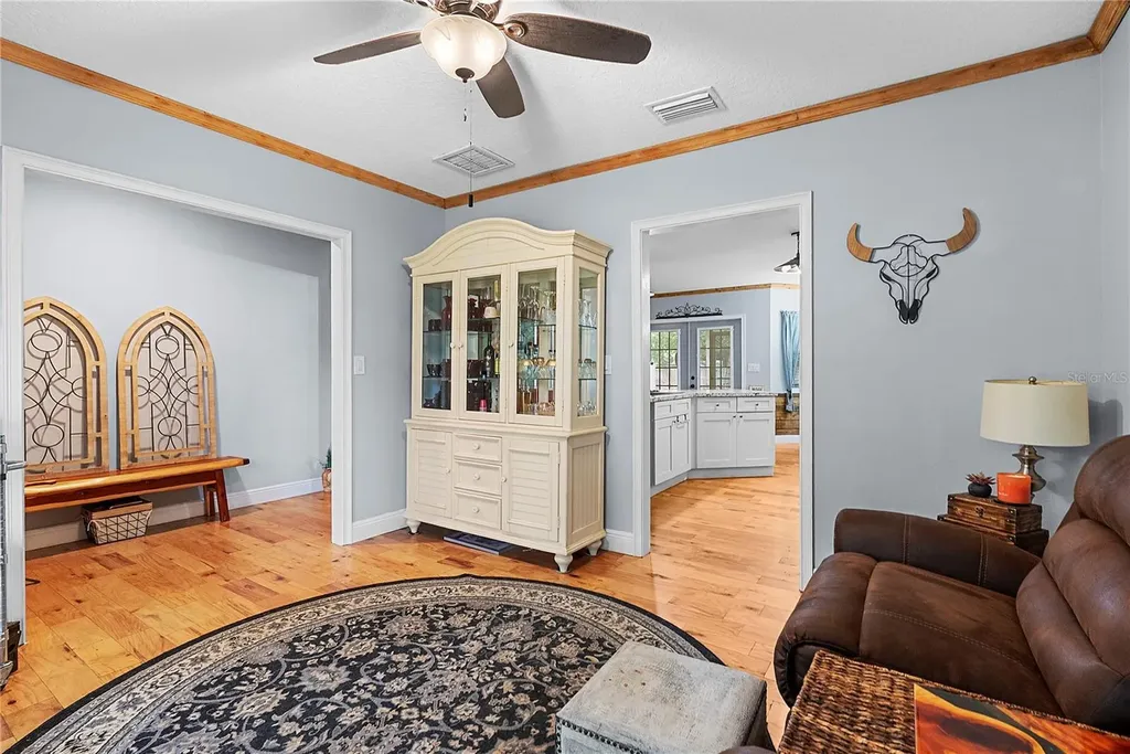 443 N High Street Lake Helen FL 32744