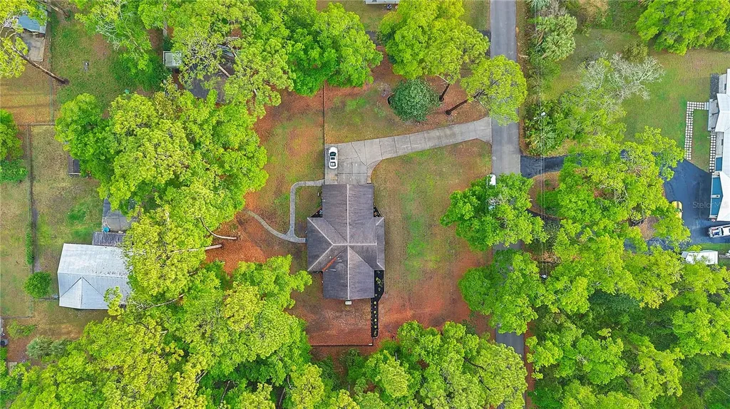 443 N High Street Lake Helen FL 32744