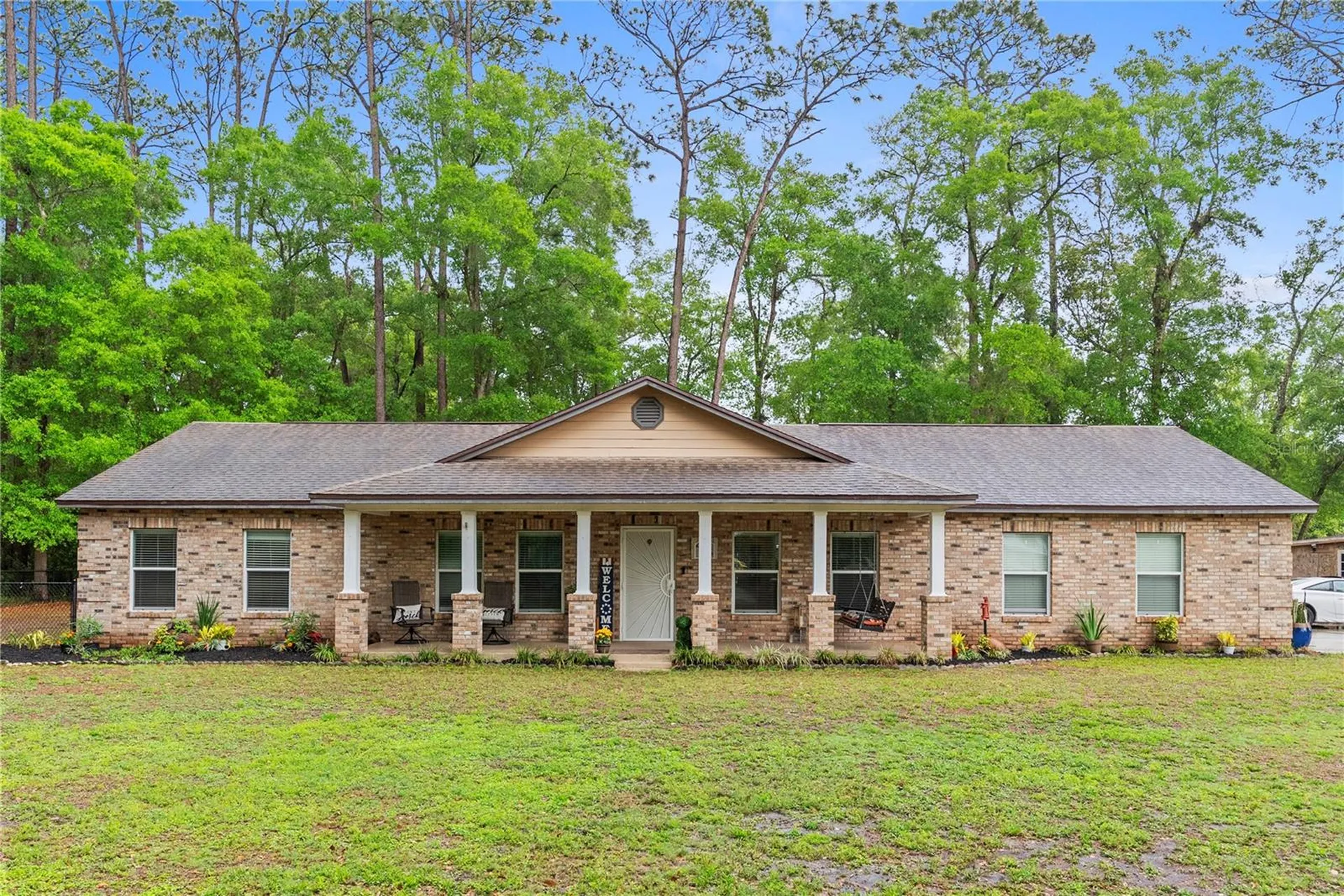 443 N High Street Lake Helen FL 32744