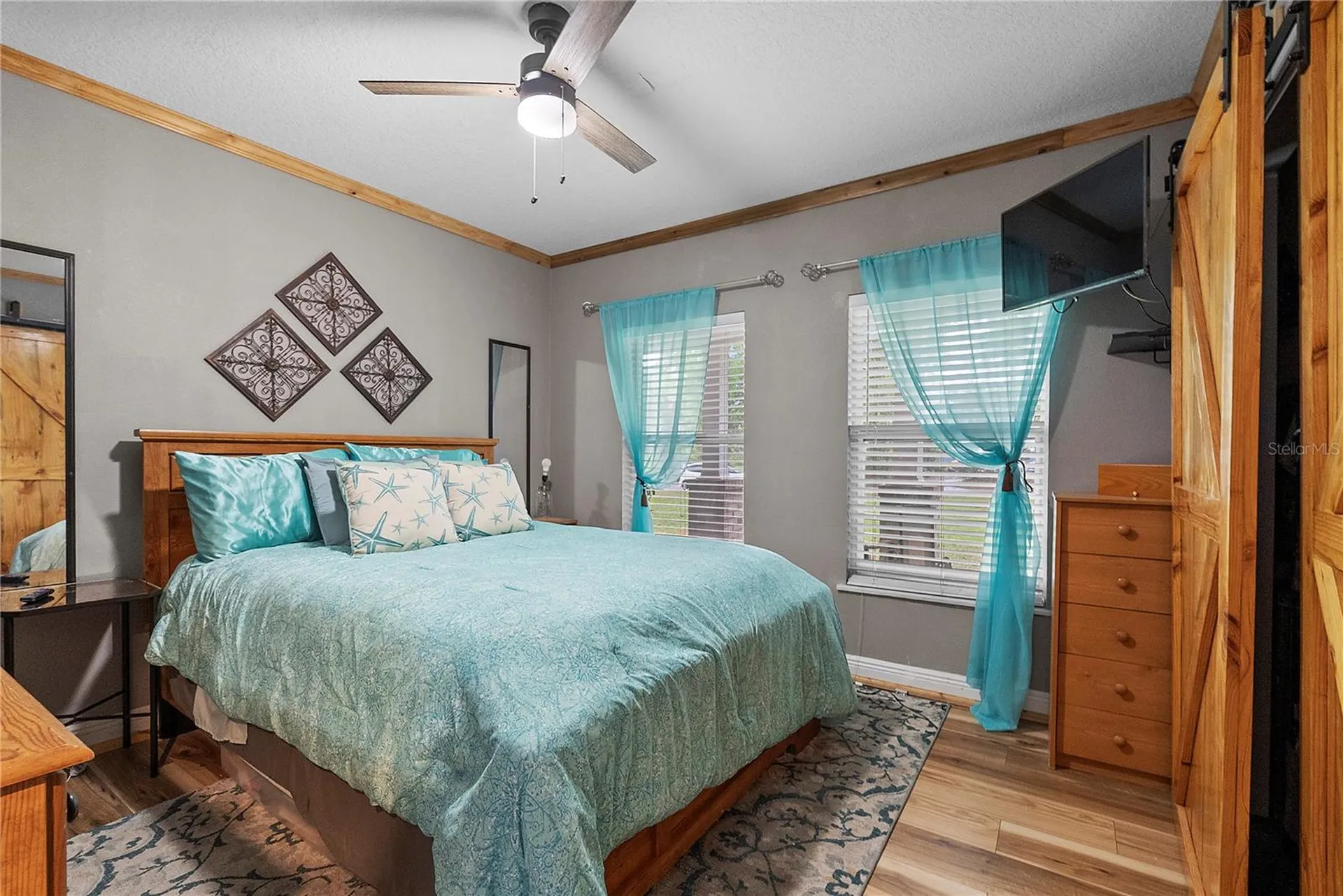 443 N High Street Lake Helen FL 32744