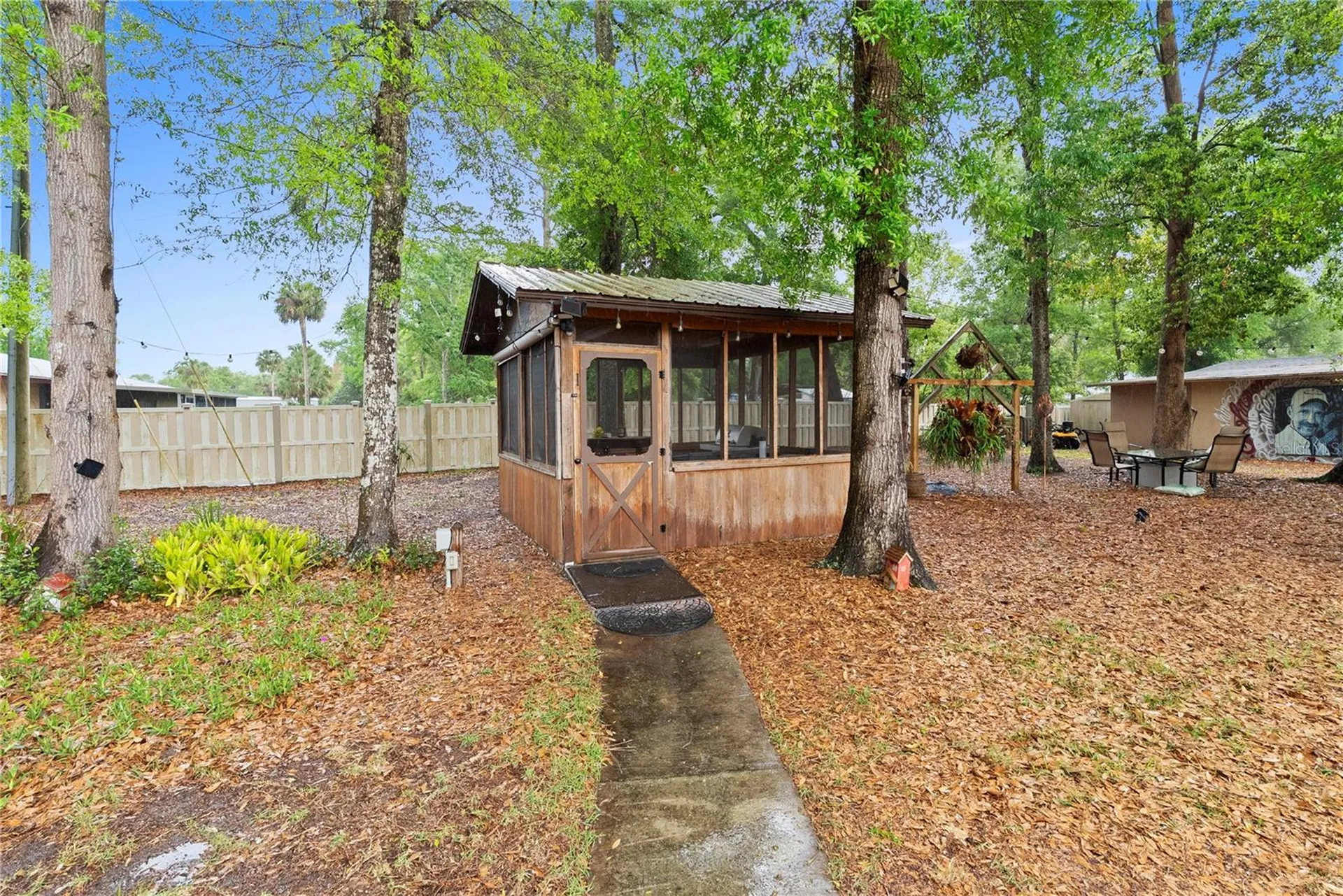 443 N High Street Lake Helen FL 32744