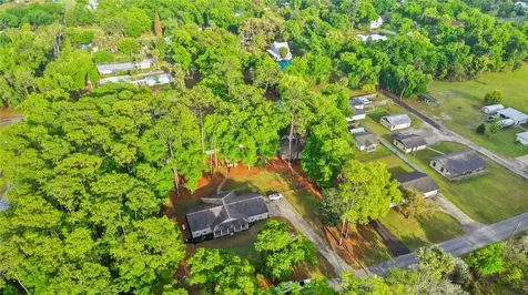 443 N High Street Lake Helen FL 32744