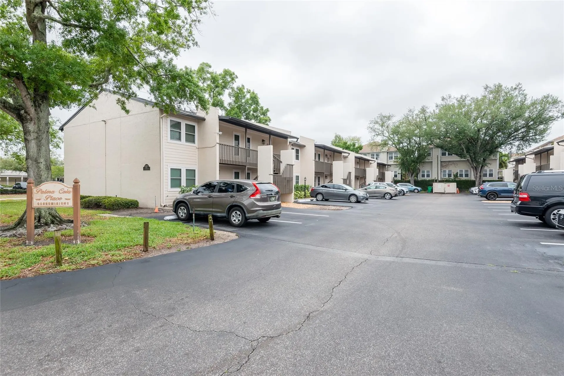 525 S Lincoln Avenue Tampa FL 33609