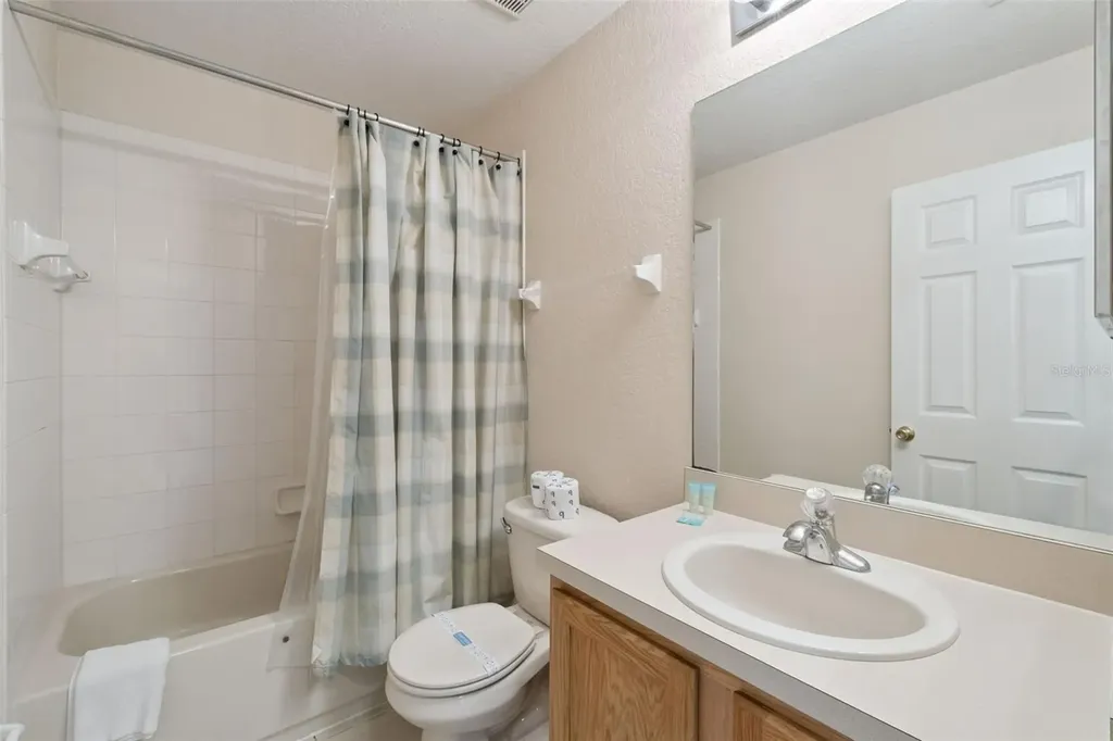 5732 Delorean Drive Kissimmee FL 34746