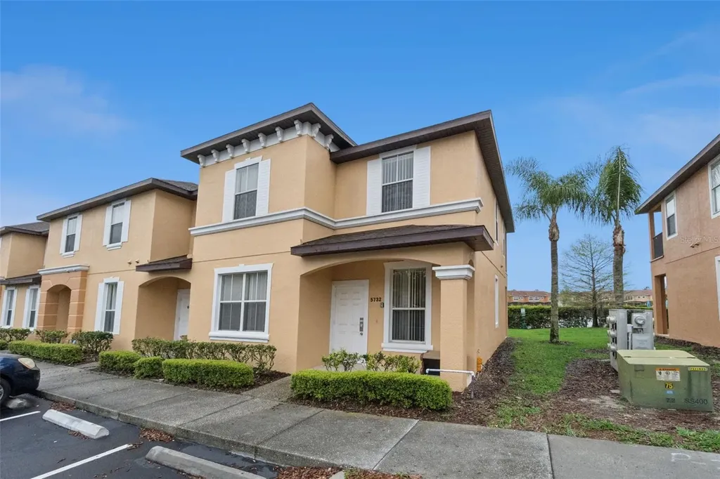 5732 Delorean Drive Kissimmee FL 34746
